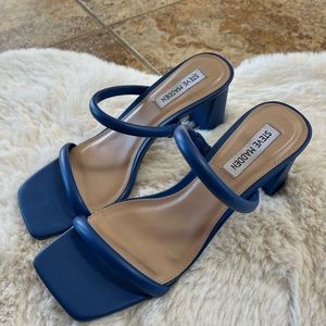 Steve Madden blue heels